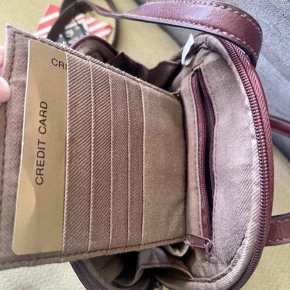 CL America Crossbody Purse & Backpack - Dark Brown - Picture 4 of 6